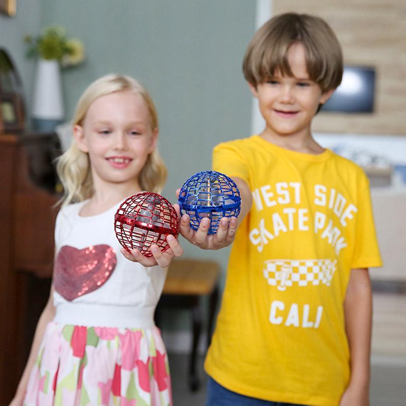 LED lendav pall